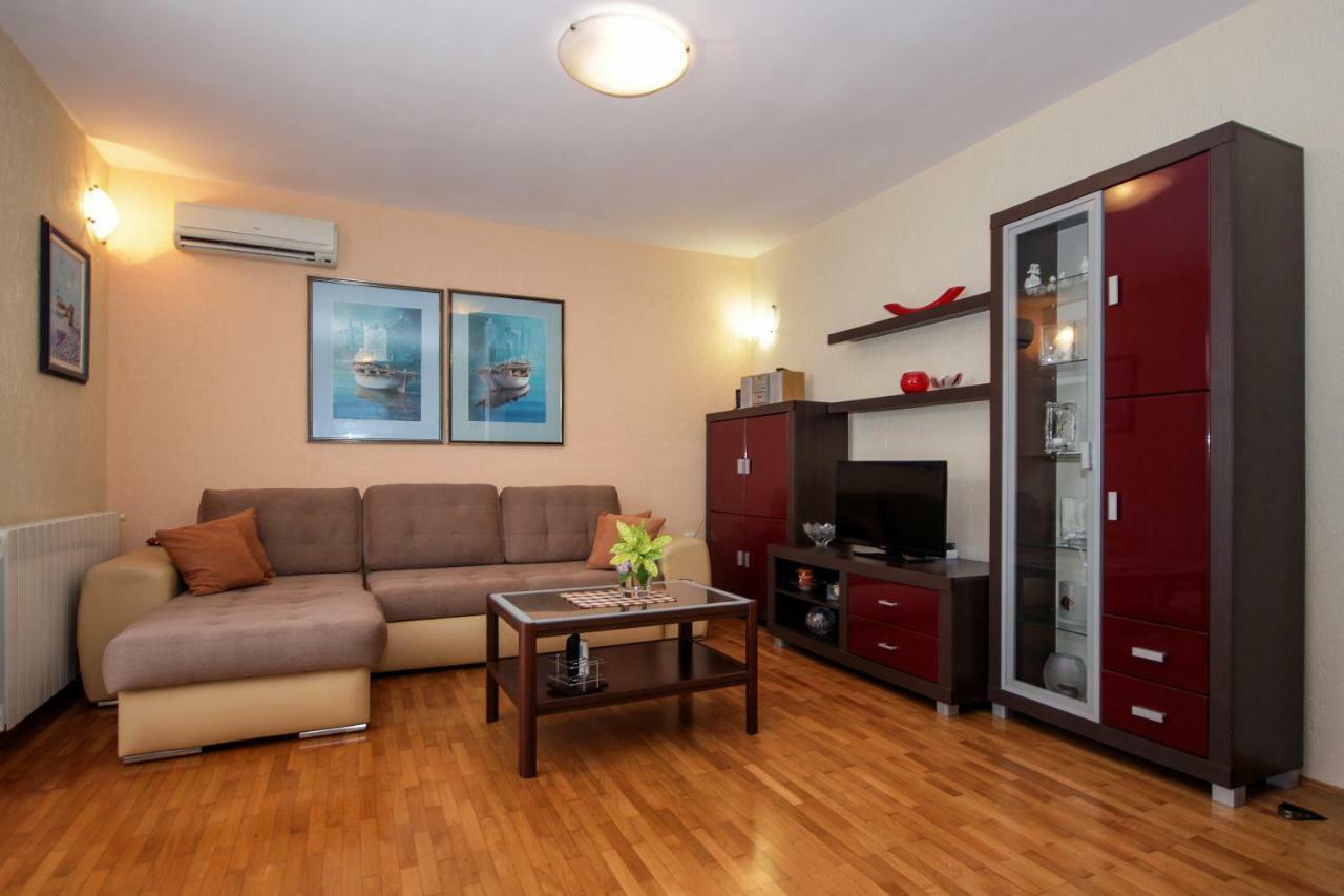 Apartments Mirna Póla Kültér fotó